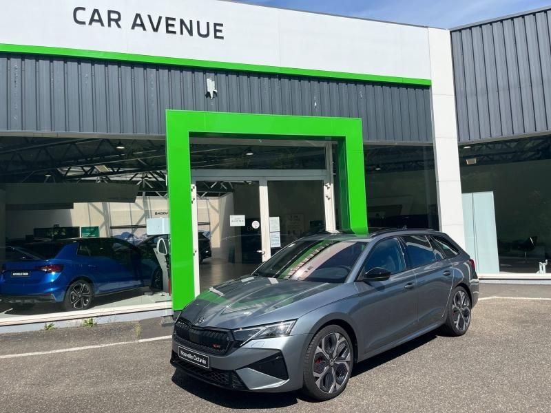 Skoda Octavia Combi Gris Platine exclusive neuf