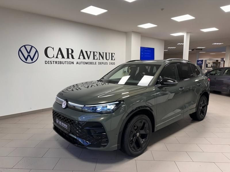 Volkswagen Tiguan Vert Cipressino métallisée neuf
