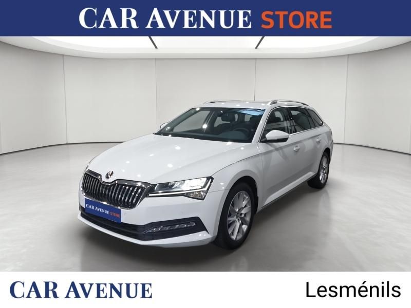 Skoda Superb Combi Blanc Lune métallisée d'occasion