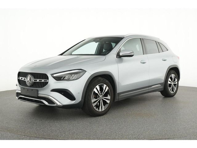 Mercedes Benz GLA silver d'occasion