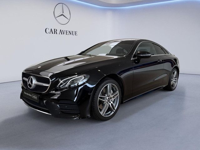 Mercedes Benz E-Klasse black d'occasion