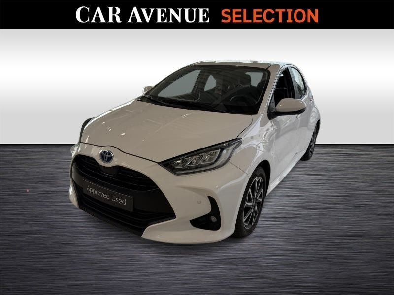 Toyota Yaris WHITE d'occasion